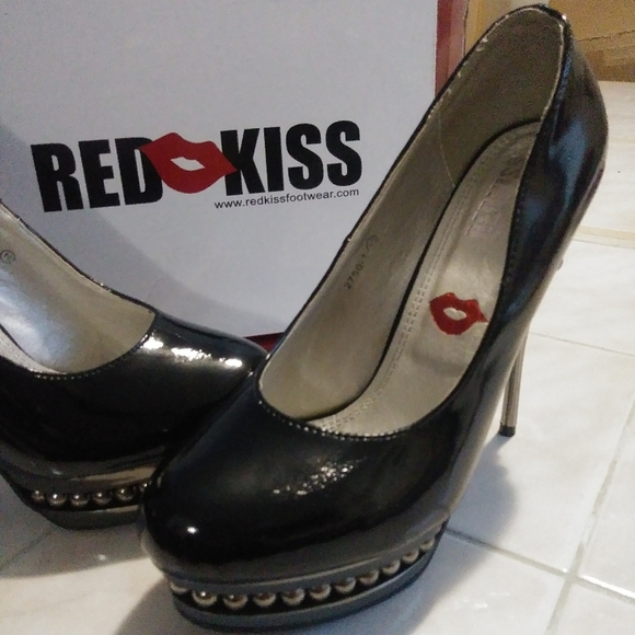 Red Kiss Shoes - Black pearl platform heels by Red Kiss